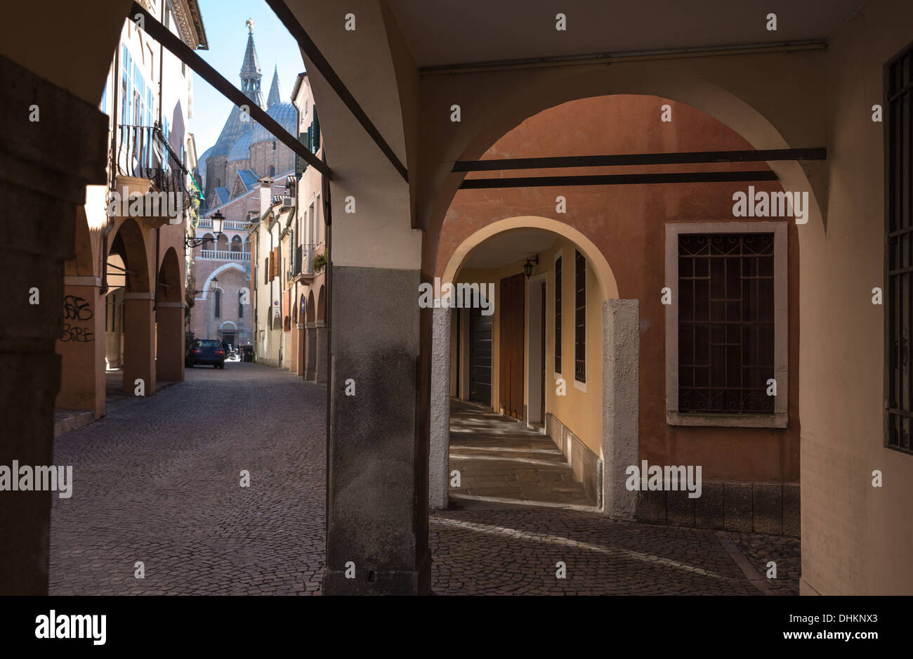 Via cappelli hi-res stock photography and images - Alamy