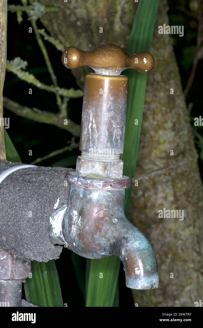 Tap stand pipe water supply hires stock photography and images Alamy