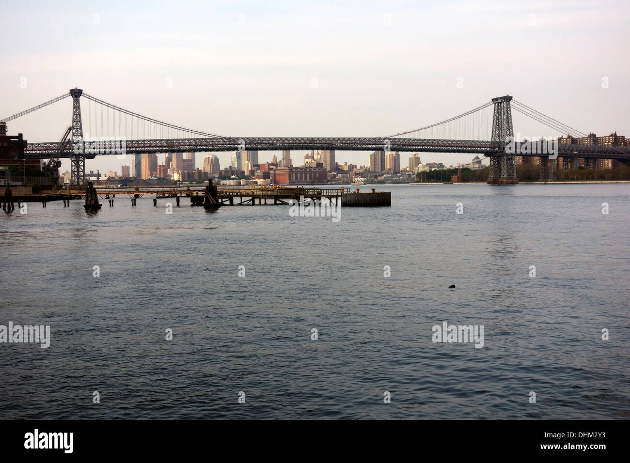 Manhattan Bridge From Williamsburg Stock Photo - Alamy