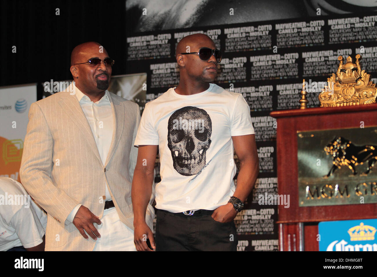 Leonard Ellerbe (left) CEO of Mayweather Promotions and Floyd ‘Money