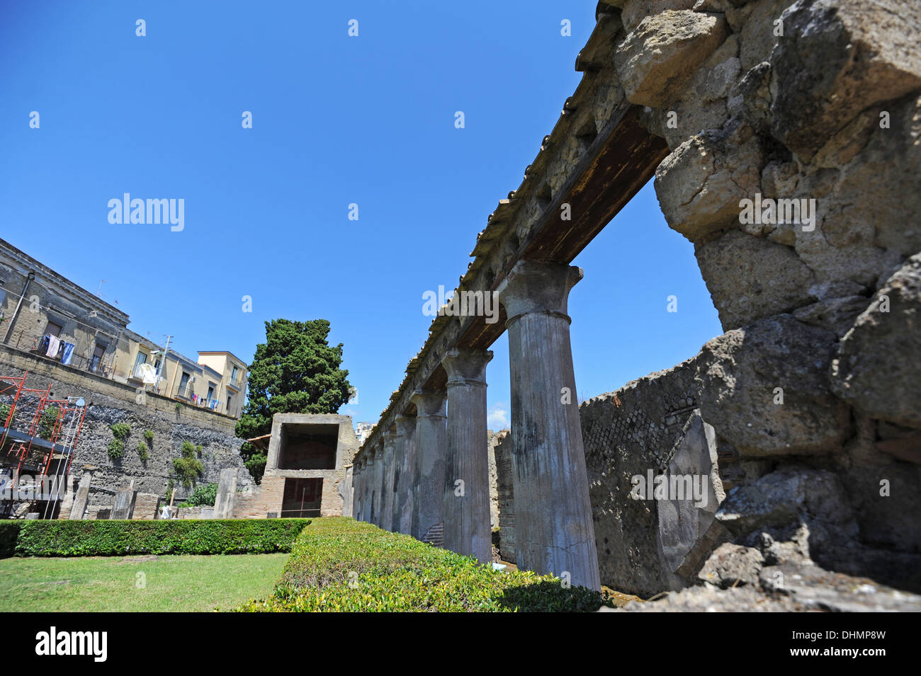Row of columns round a garden area in Herculaneum Stock Photo