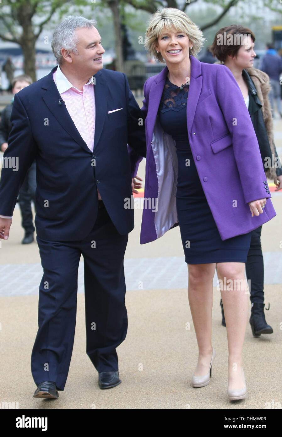 Walking gingerly: Ruth Langsford shares update on painful health condition advise Walking gingerly: Ruth Langsford shares update on painful health condition recommendations
