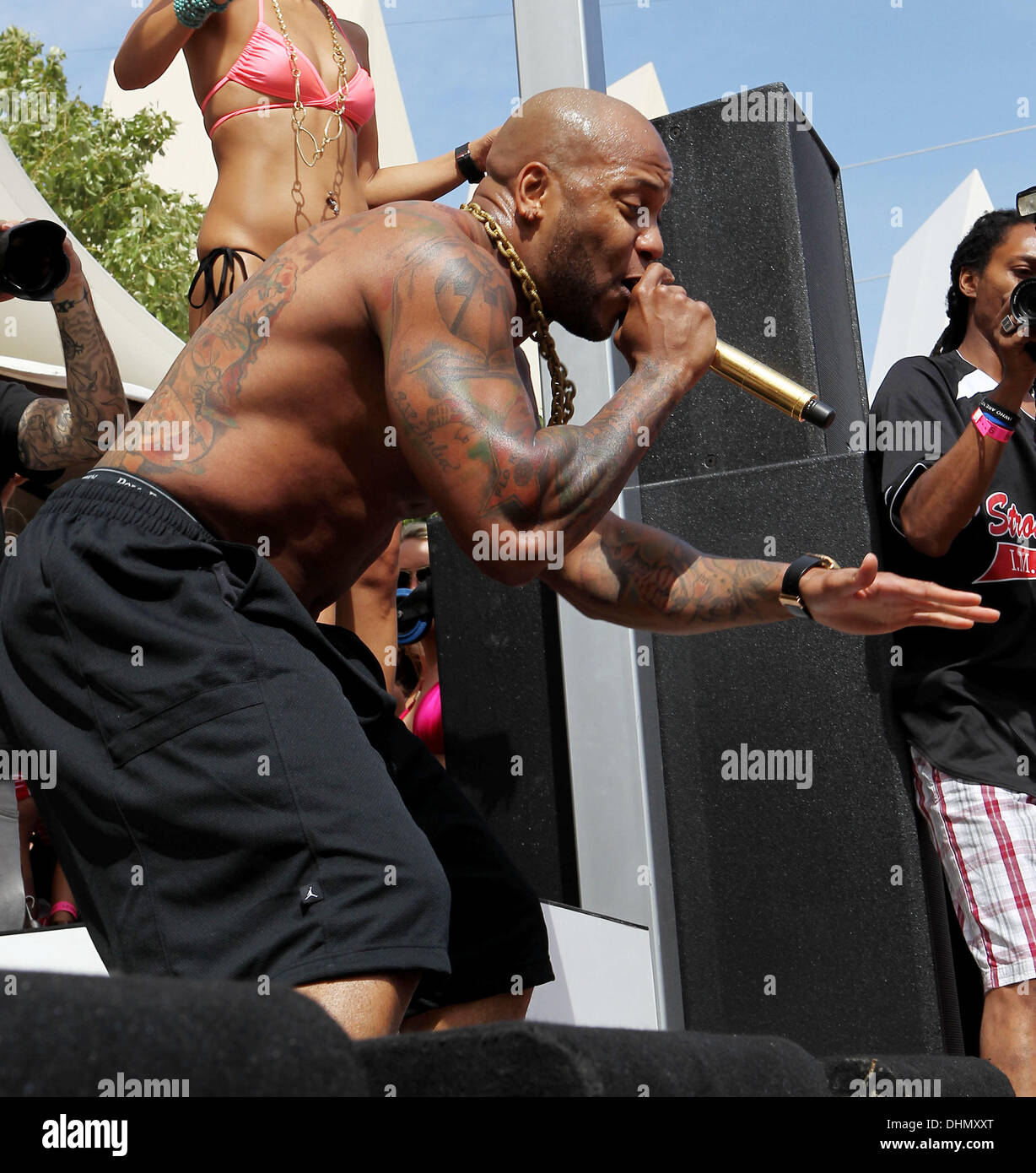 Flo Rida Flo Rida performing at 'Ditch Fridays' held at the Palms Pool ...