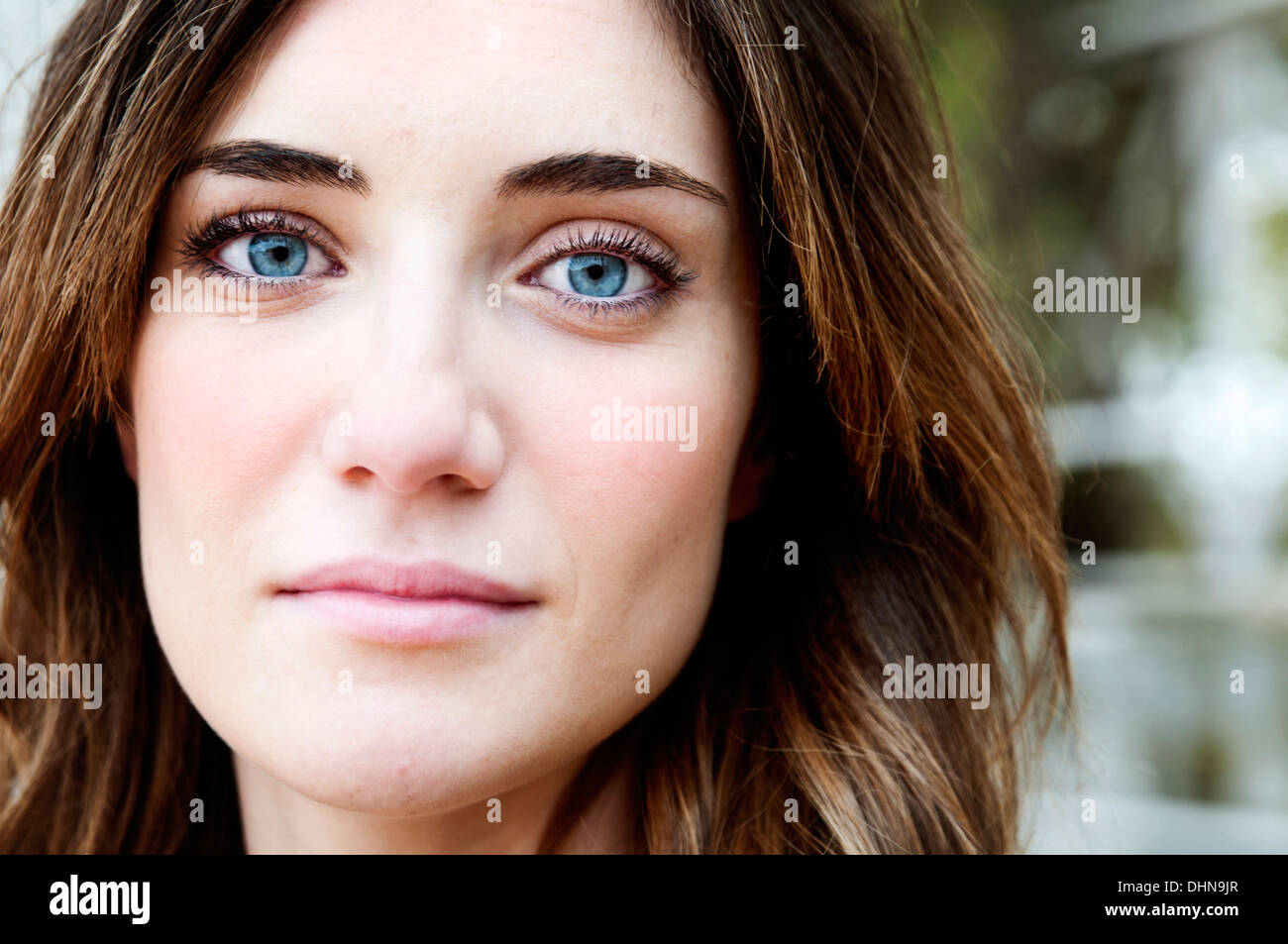 Blue eyes woman close up hi-res stock photography and images - Alamy