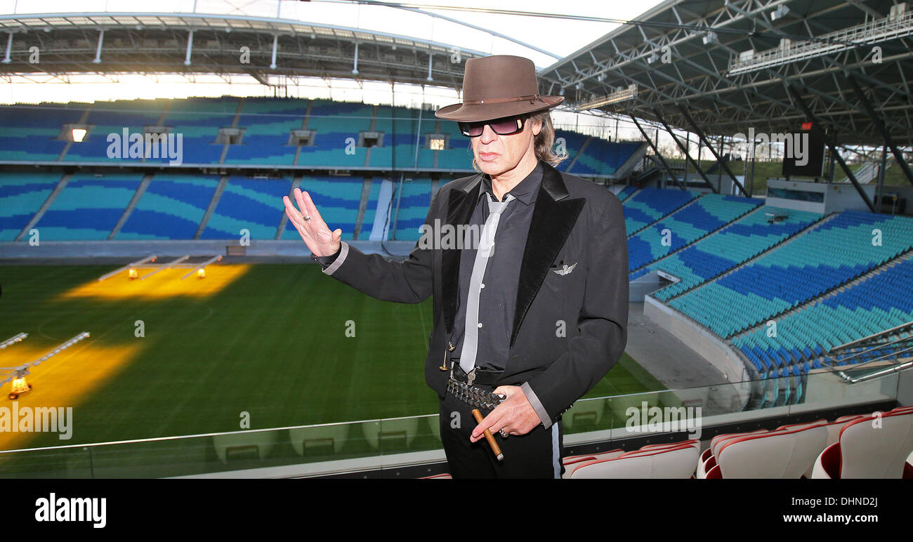 Leipzig, Germany. 13th Nov, 2013. German rocker Udo Lindenberg poses ...