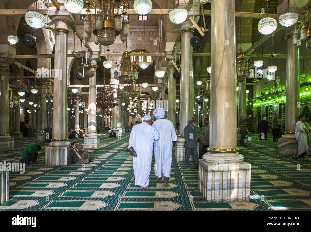 Egypt, Cairo,local people in Alemam Al Hussein mosque Stock Photo - Alamy