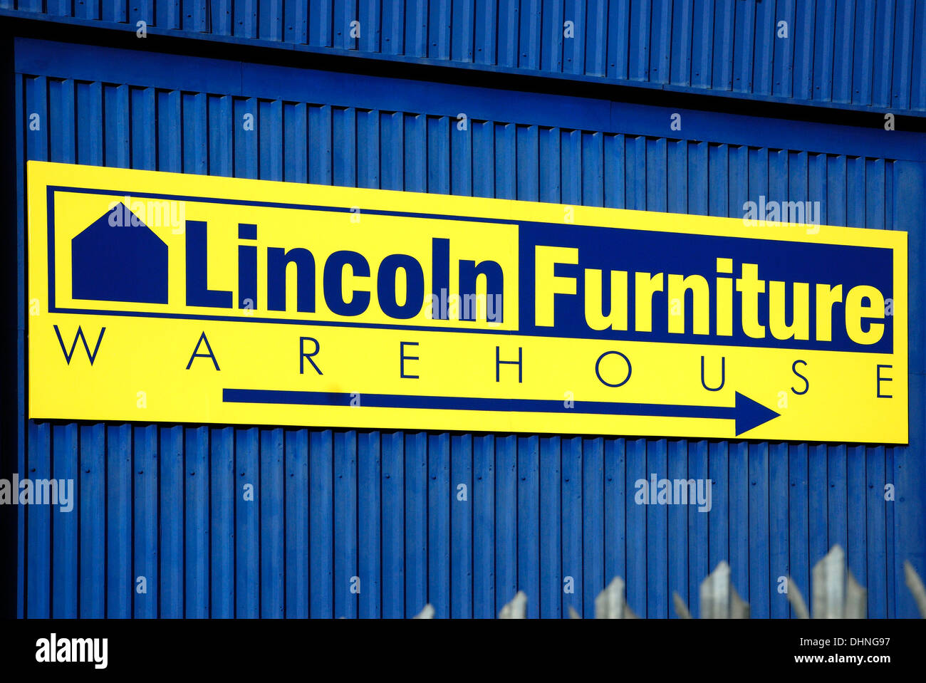 Lincoln Furniture Warehouse sign, Maidstone, England Stock Photo Alamy