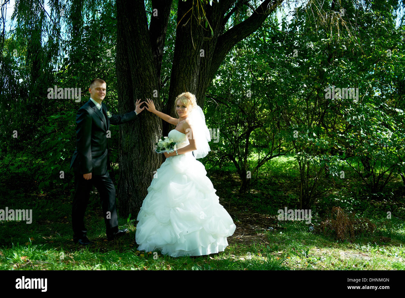Portrait bride groom embrace hi-res stock photography and images - Alamy
