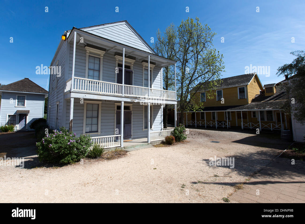 Annex of the Toscano Hotel in the foreground with the Dining room in the background (right), Sonoma, California, U.S.A. Stock Photo