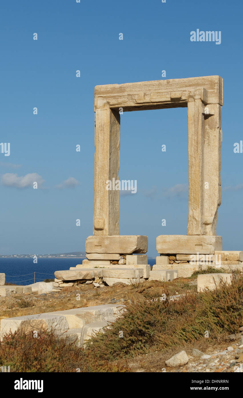 Portara gate, Naxos, Greece Stock Photo - Alamy