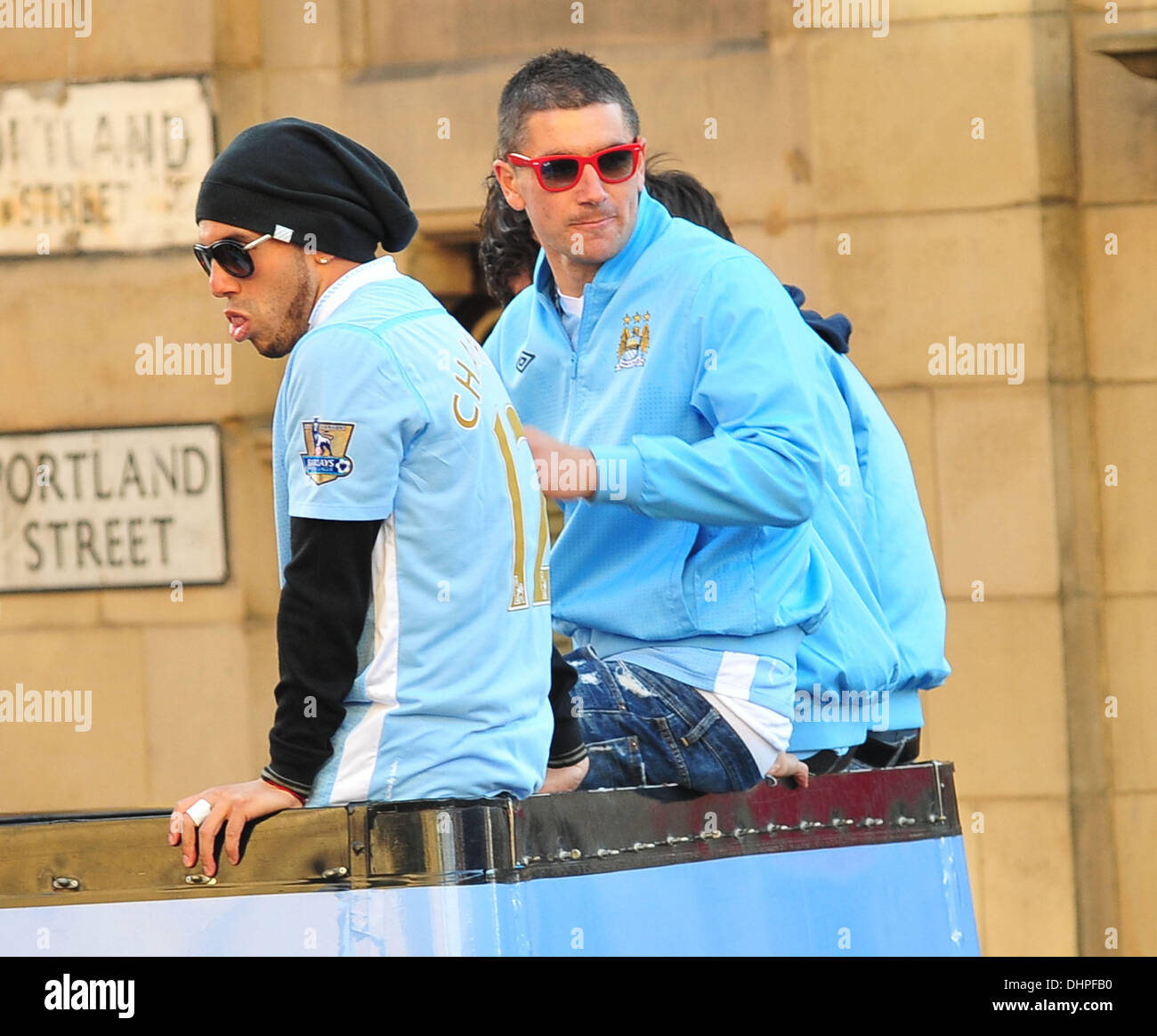 Maillot Manchester City Édition Joueur 2013/14 - #13 Kolarov (Nike) - Taille L - Neuf