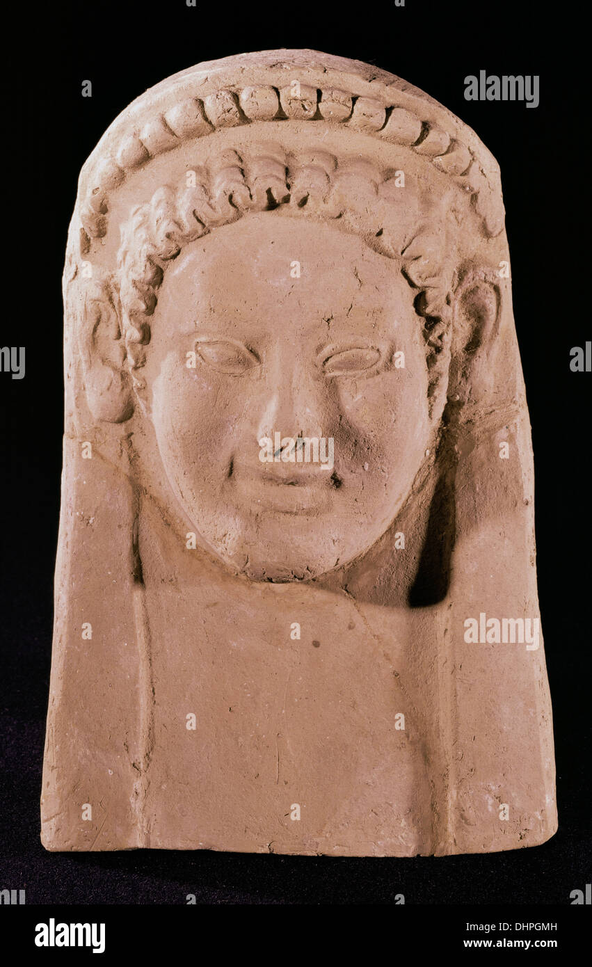 Female's bust of votive use. Punic style. Terracotta. 6th century BC. From the Sanctuary of Illa Plana, Ibiza. Spain. Stock Photo