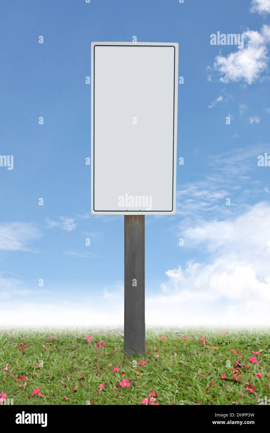 Blank blue sky hires stock photography and images Alamy