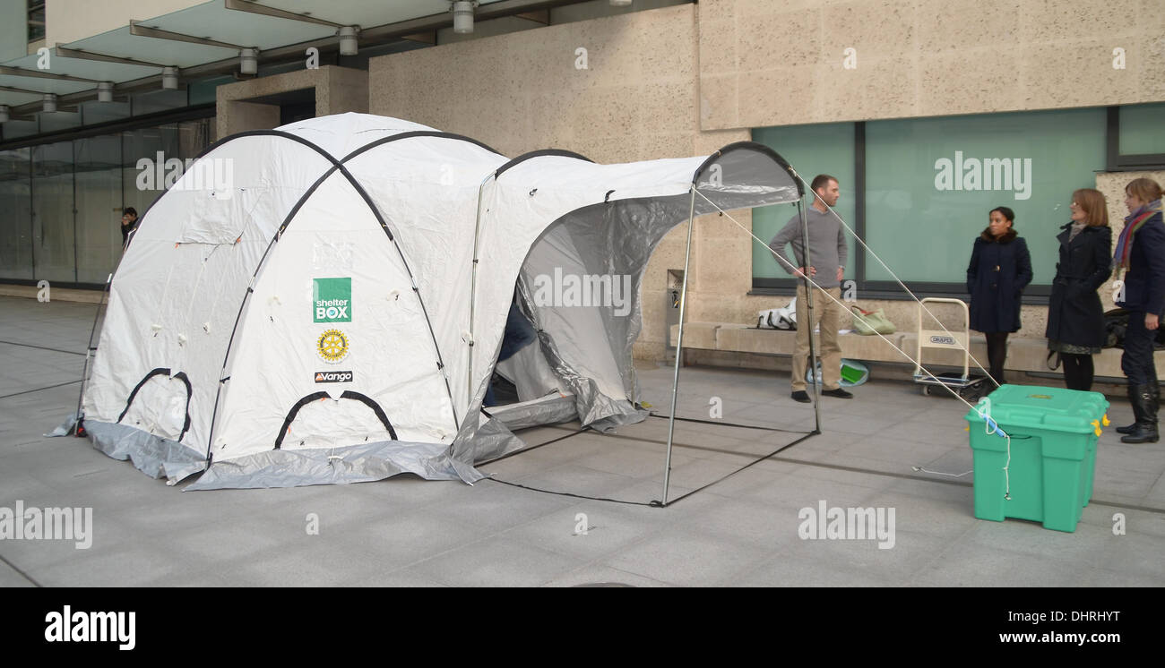 Shelterbox hires stock photography and images Alamy