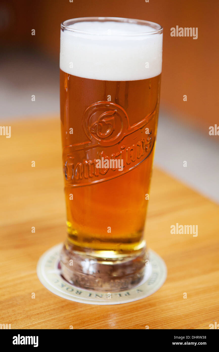 Traditional beer glass hires stock photography and images Alamy