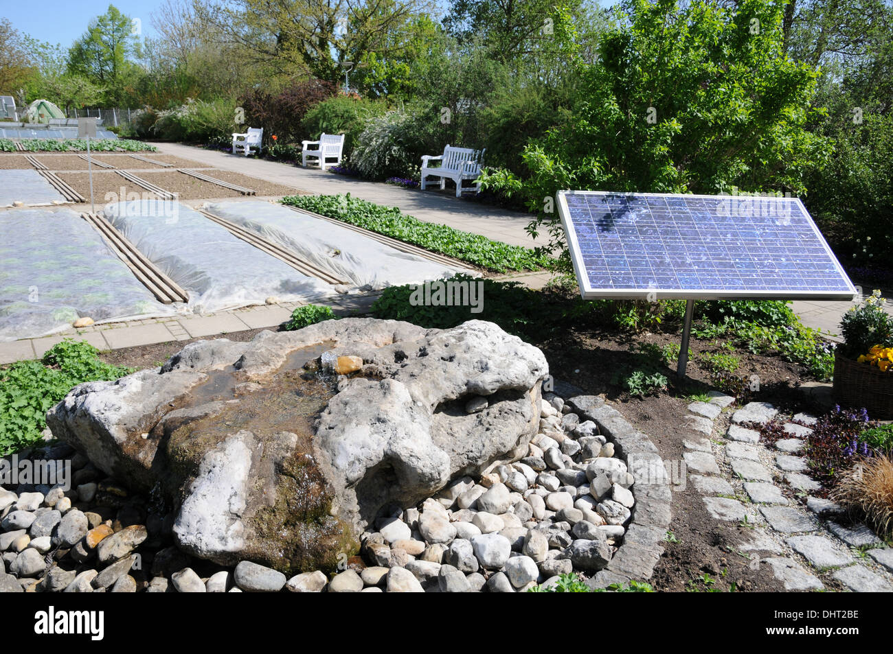 Bubbling water with sunenergy Stock Photo Alamy