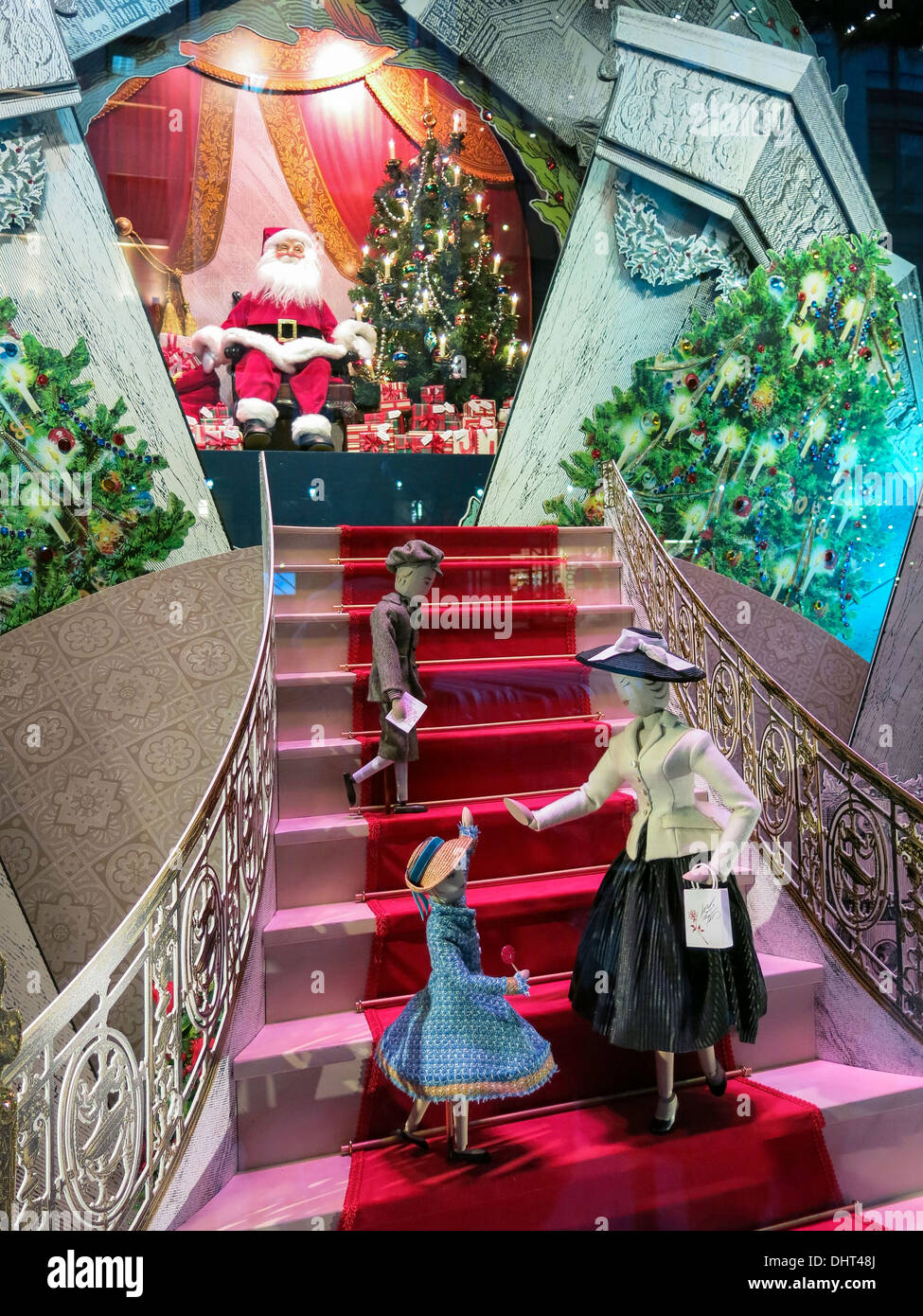 Lord & Taylor Holiday Window Display Stock Photo Alamy