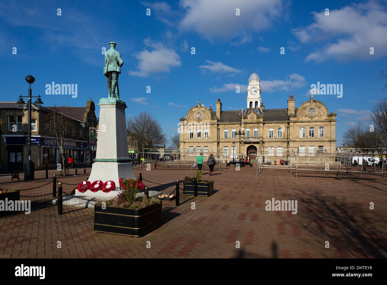 Ossett Town Hall was built in the French renaissance style between 1906