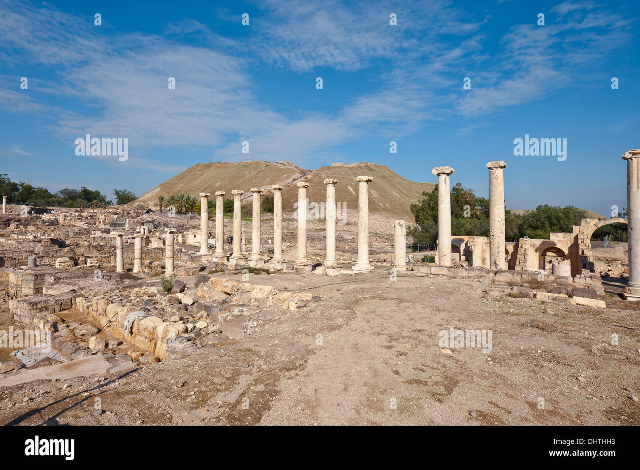 Ruins of Bet Shean Stock Photo - Alamy