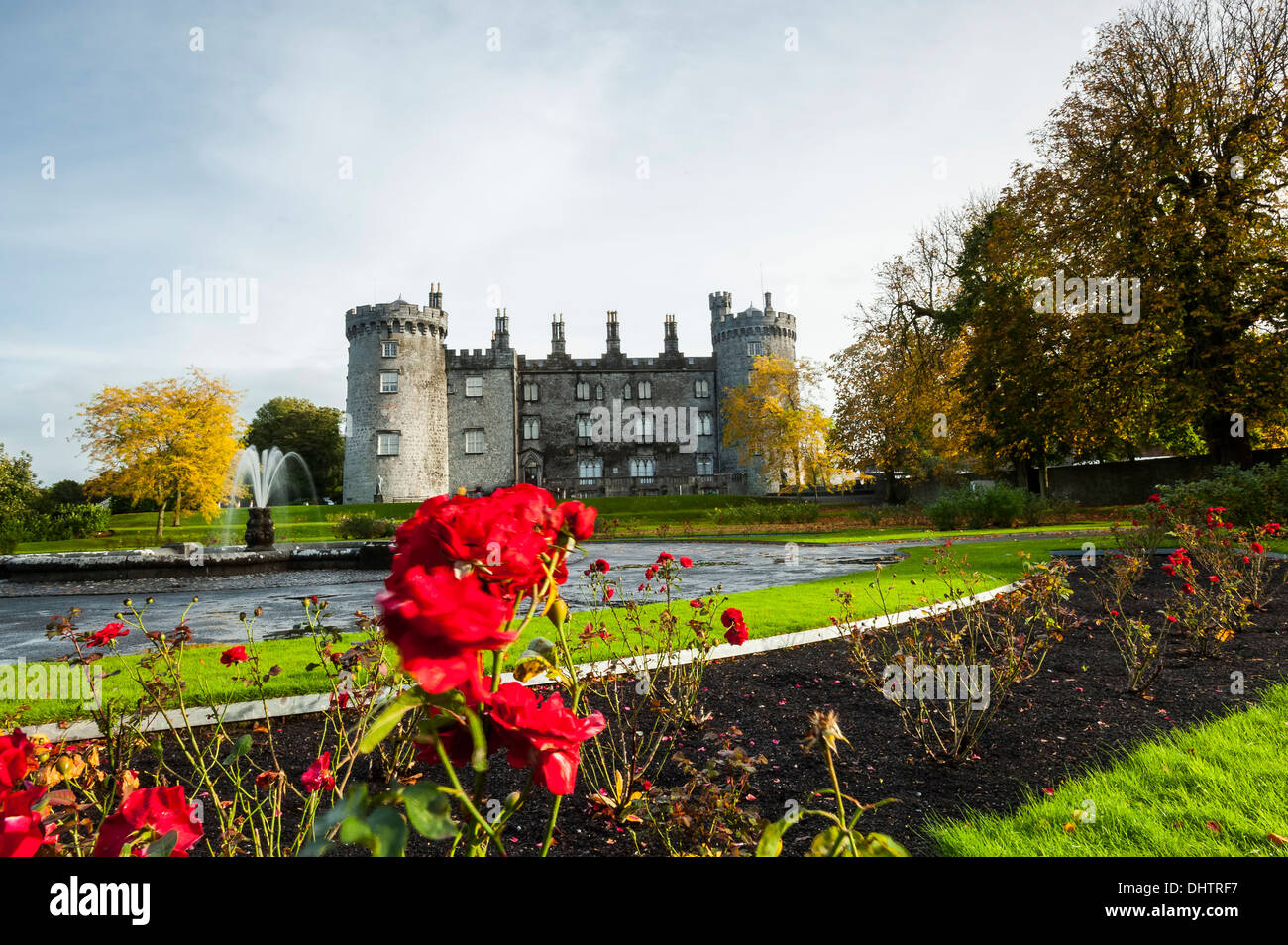 Kilkenny castle hi-res stock photography and images - Alamy