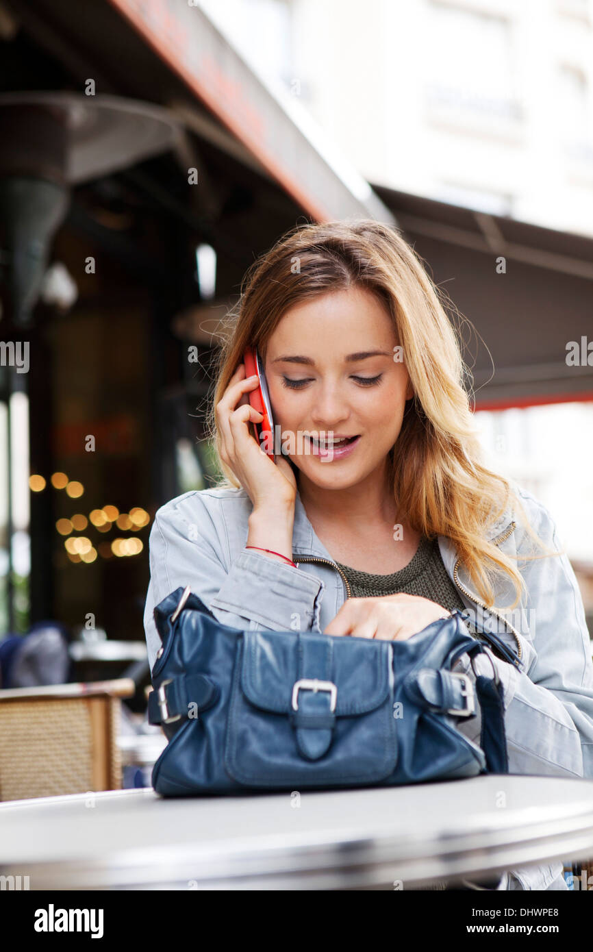 COFFEE SHOP, OUTDOOR TABLES Stock Photo Alamy