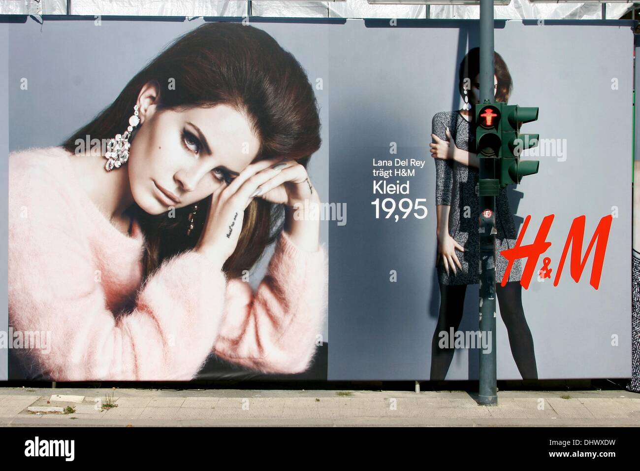 Lana del Rey is featured in a H&M advertising campaign which is on display  at Bikini-Haus which is currently under renovation in Wilmersdorf. Berlin,  Germany - 18.09.2012 Stock Photo - Alamy