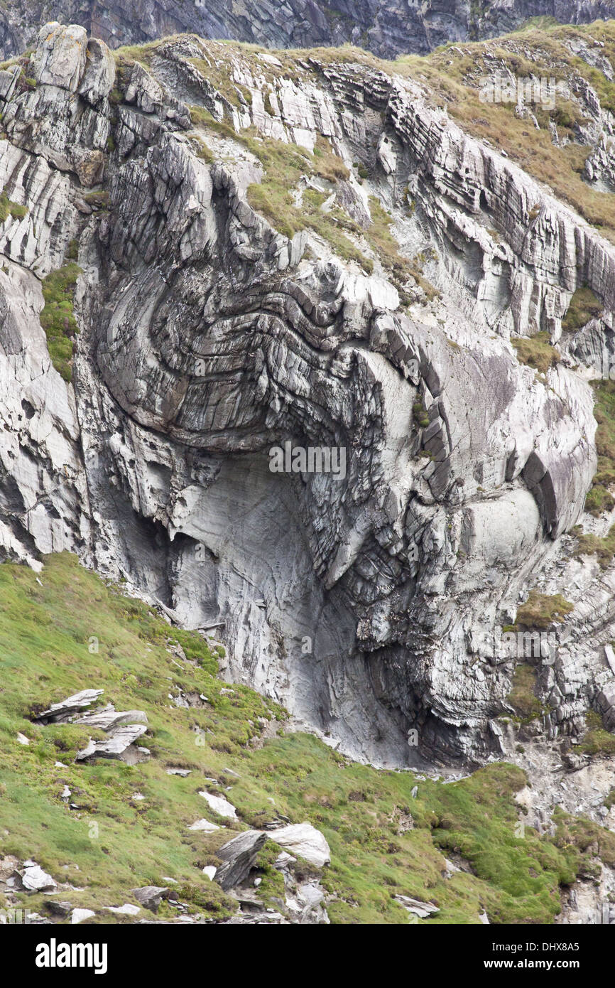 Rock outcrop on coast hi res stock photography and images Alamy Rock outcrop on coast hi res stock photography and images Alamy