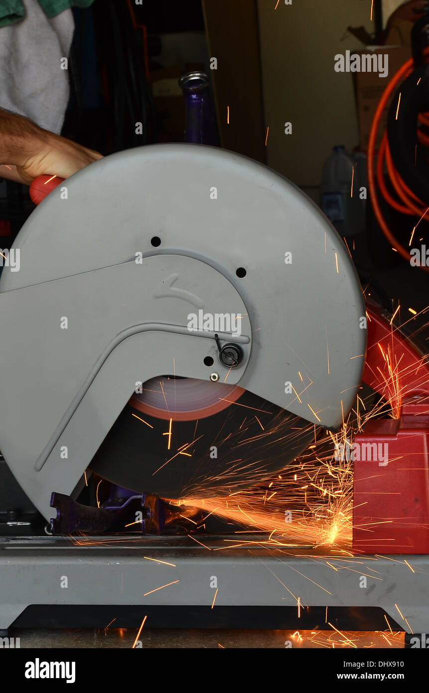 Circular saw cutting metal Stock Photo Alamy