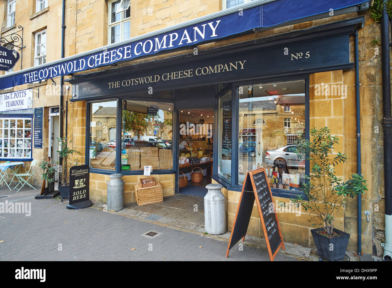 Cotswold store hires stock photography and images Alamy