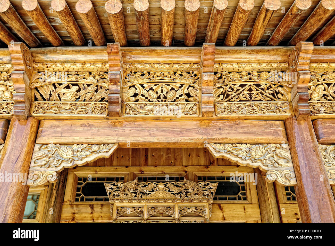 Wood art hi-res stock photography and images - Alamy