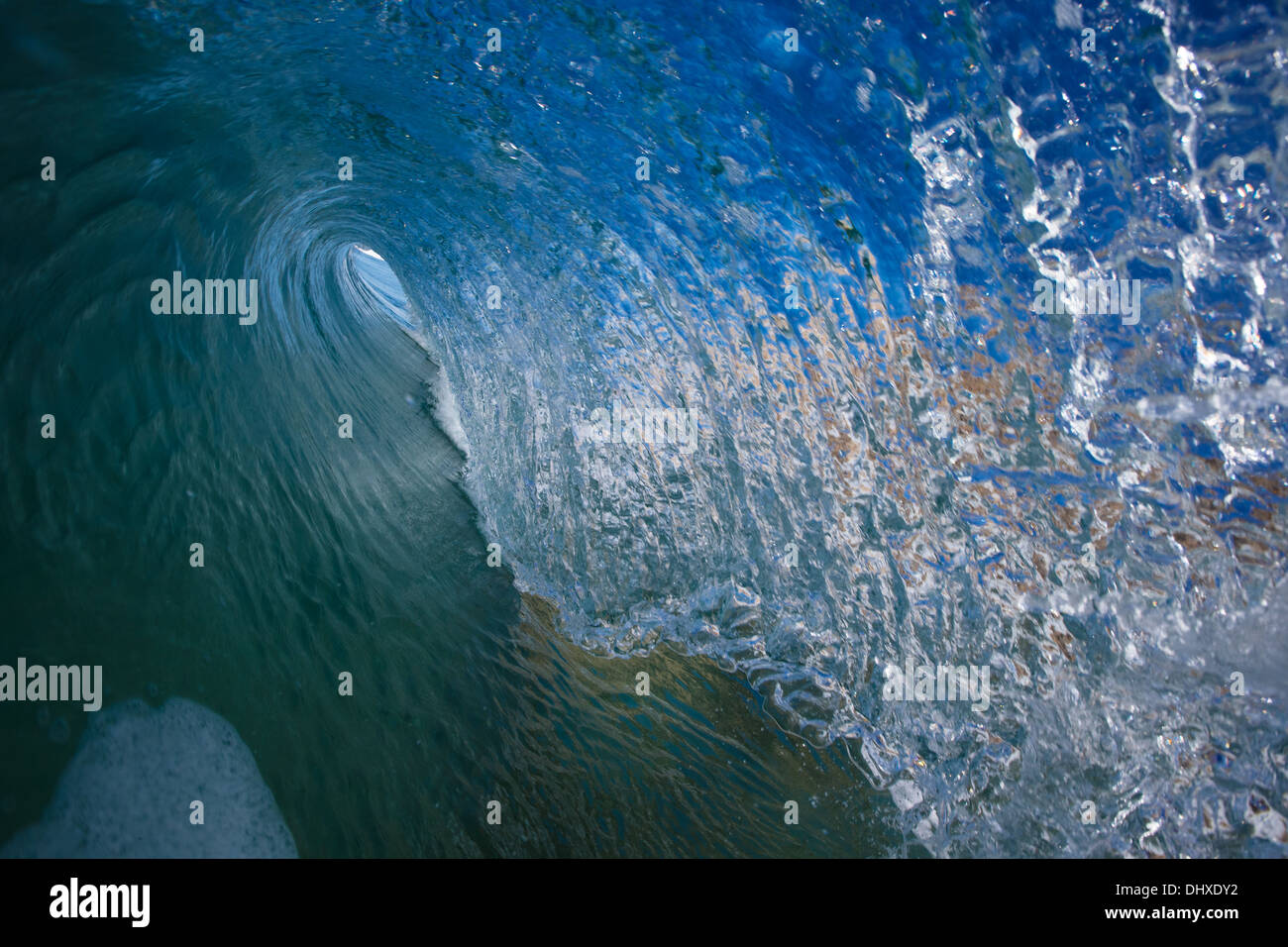 The view from inside a tubing wave at Blacks Beach in La Jolla ...