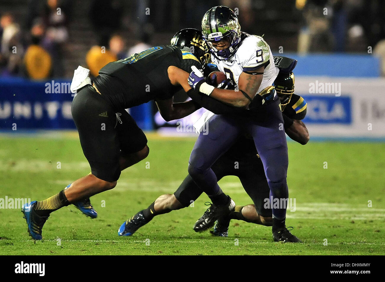 Pasadena, CA, . 15th Nov, 2013. Washington Huskies wide receiver Damore ...