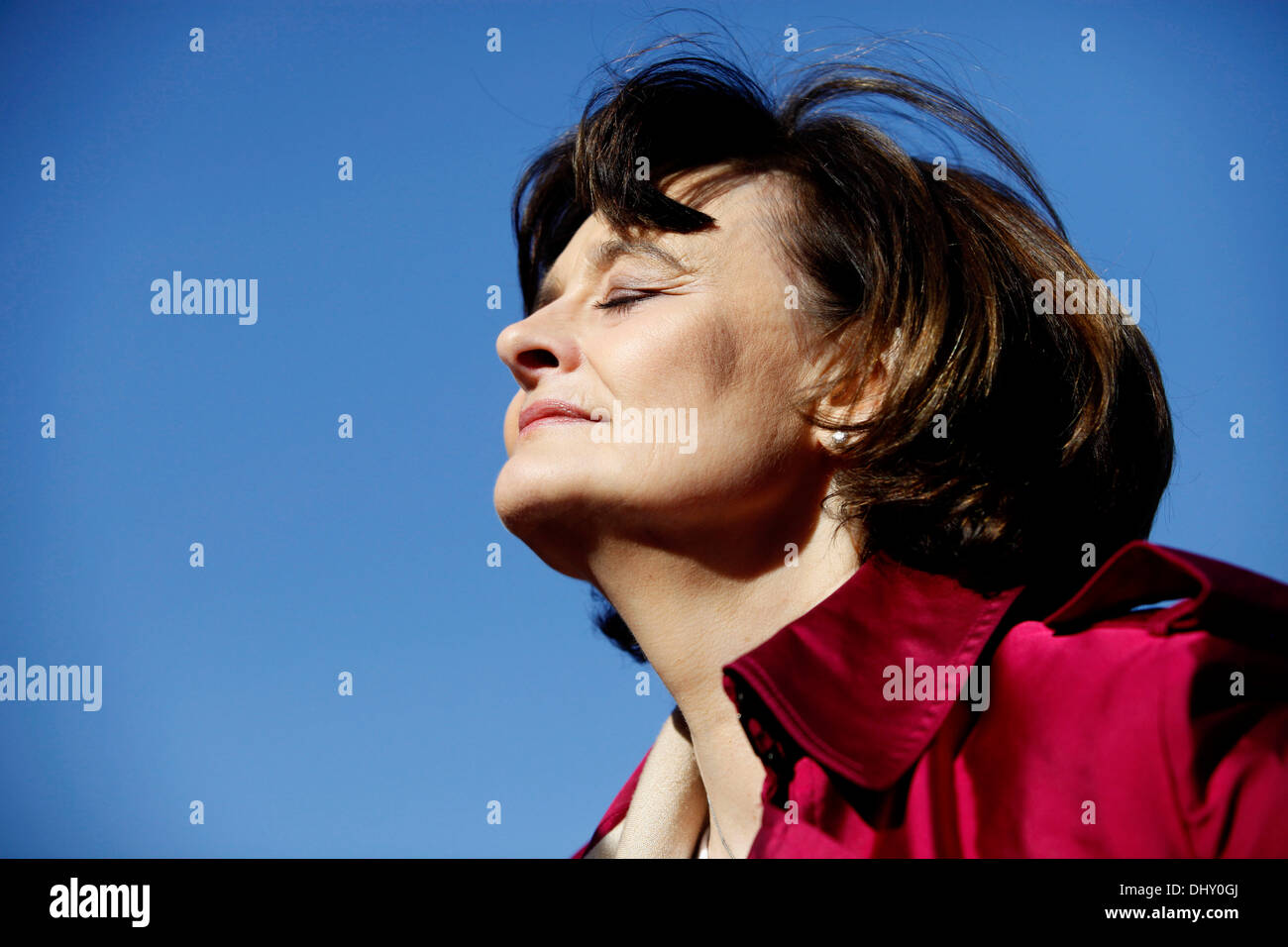 Cherie Blair Is seen during a photos call to promote annual event which sees women around the world calling for an end to violen Stock Photo