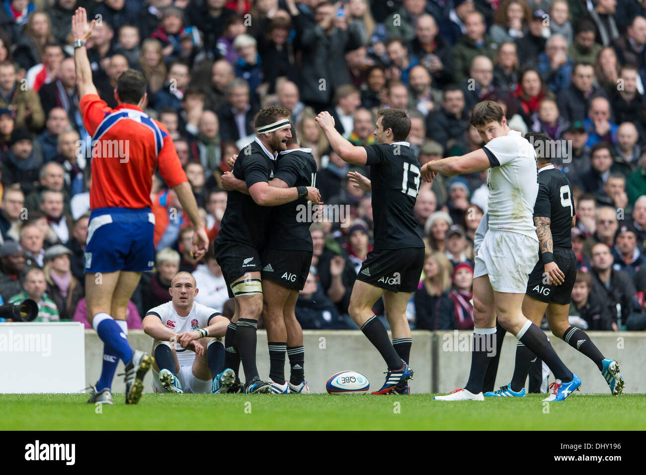 London, UK. 16th Nov, 2013. New Zealand number 8 Kieran READ celebrates