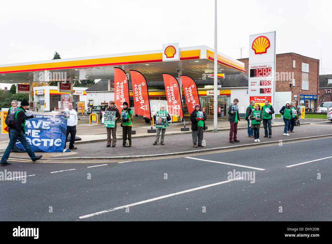 Demonstration save the arctic hi-res stock photography and images - Alamy