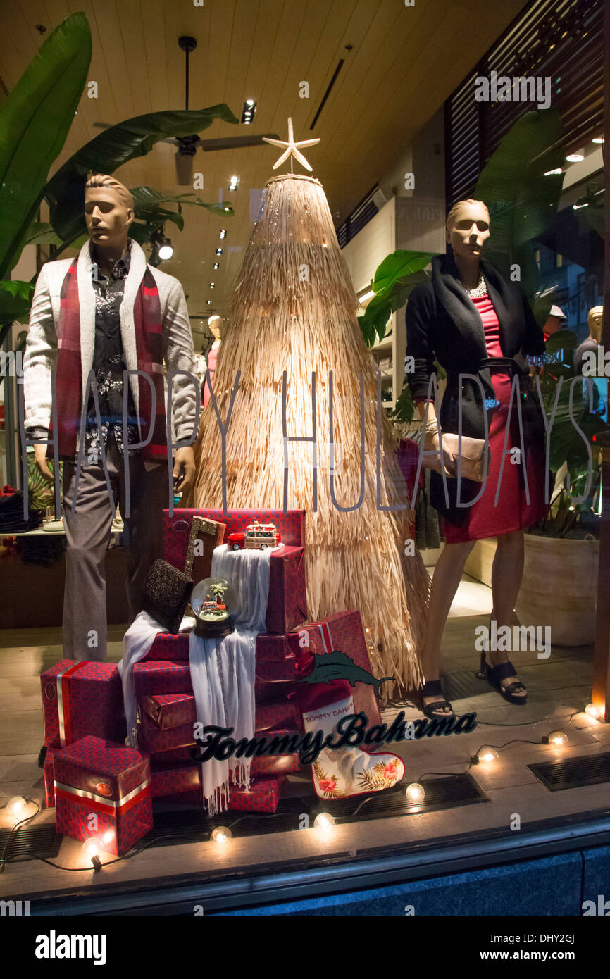 Holiday Window Display,Tommy Bahama Clothing Store, 5th Avenue, NYC Stock  Photo - Alamy