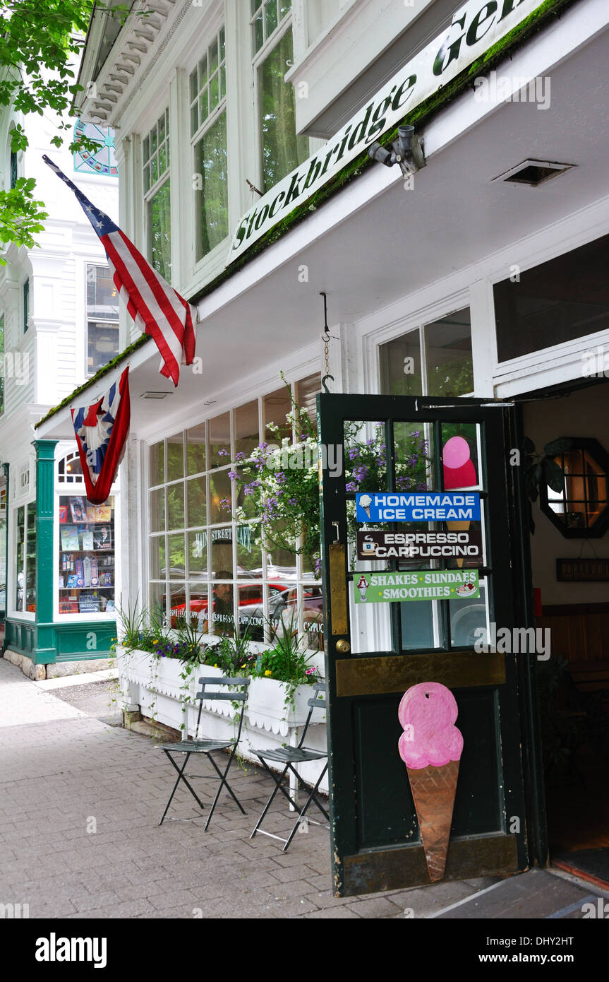 Ice cream cafe in Stockbridge, Massachusetts, USA Stock Photo Alamy