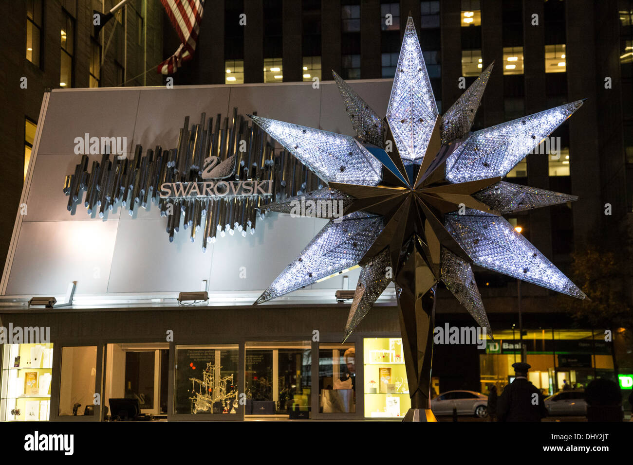 Swarovski Crystal Christmas Tree Star Replica, Rockefeller Center, NYC, USA  Stock Photo - Alamy