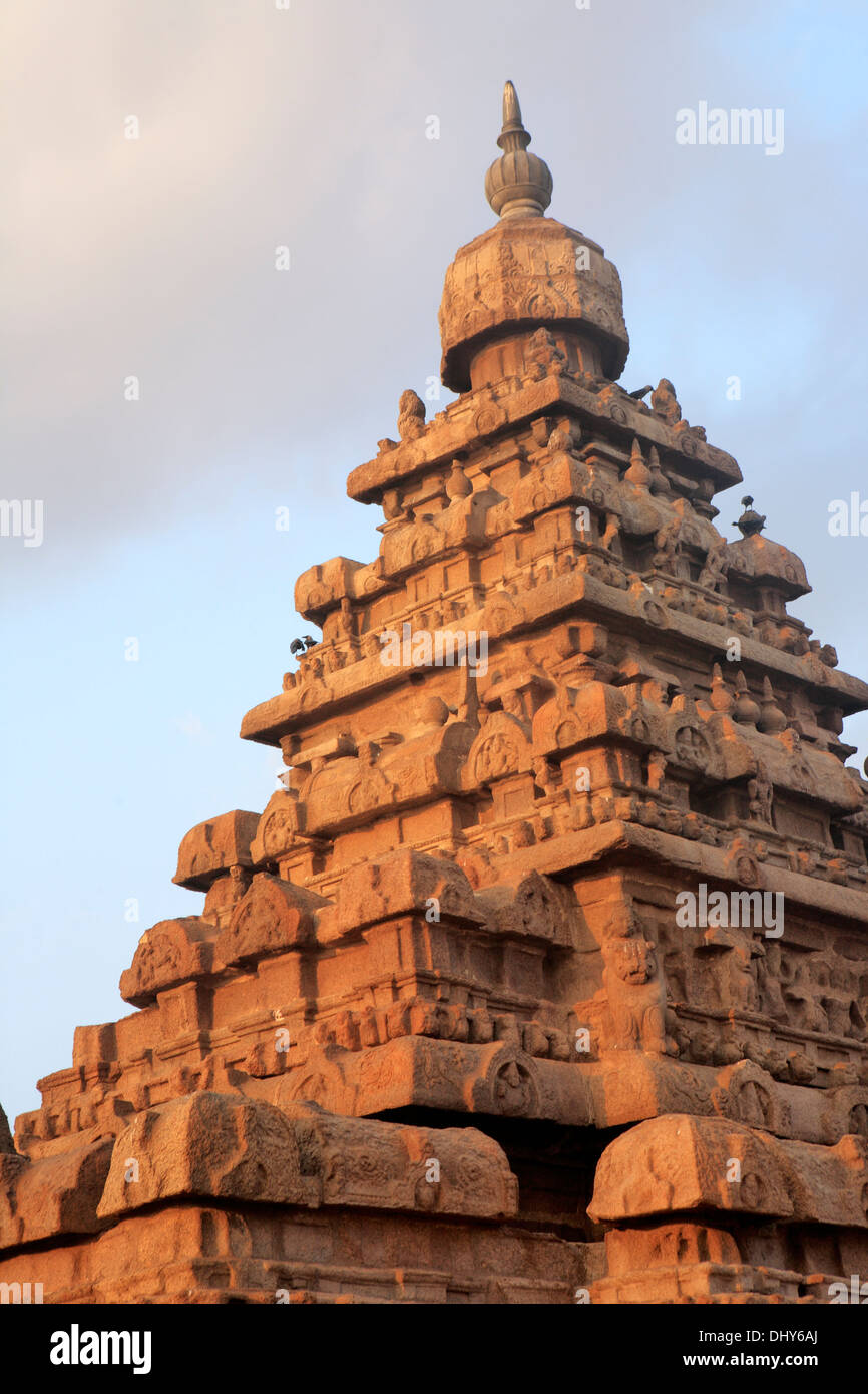 Sea shore temple (8th century), Mahabalipuram, Tamil Nadu, India Stock Photo
