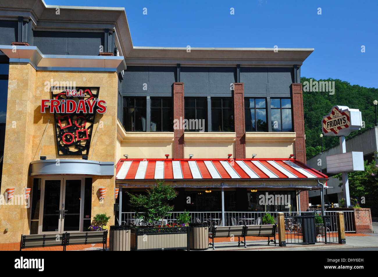 T.G. I. Friday's restaurant, Gatlinburg, Tennessee, USA Stock Photo Alamy