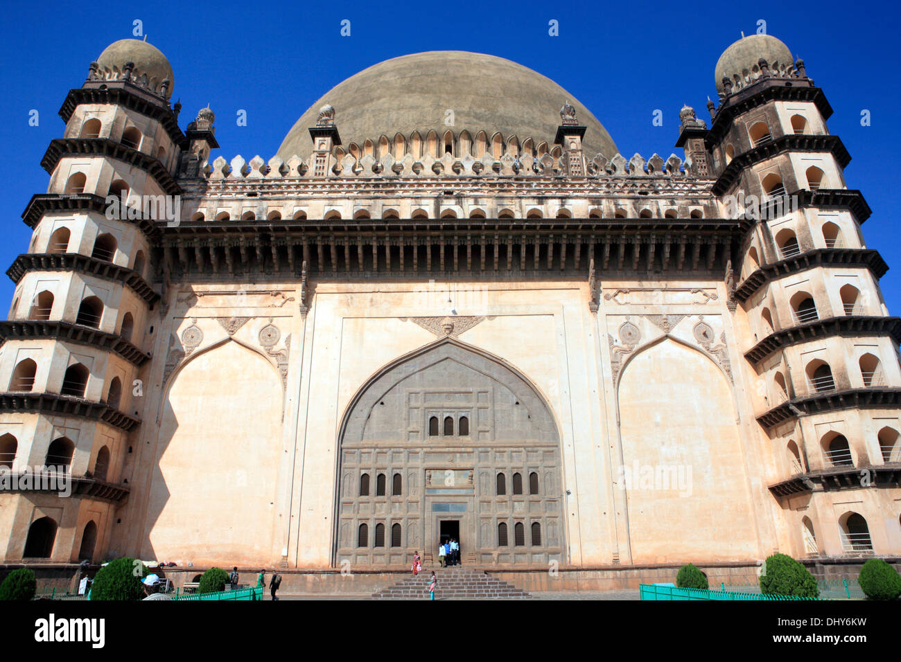 Gol Gumbaz, mausoleum of Mohammed Adil Shah (1657), Bijapur, Karnataka, India Stock Photo