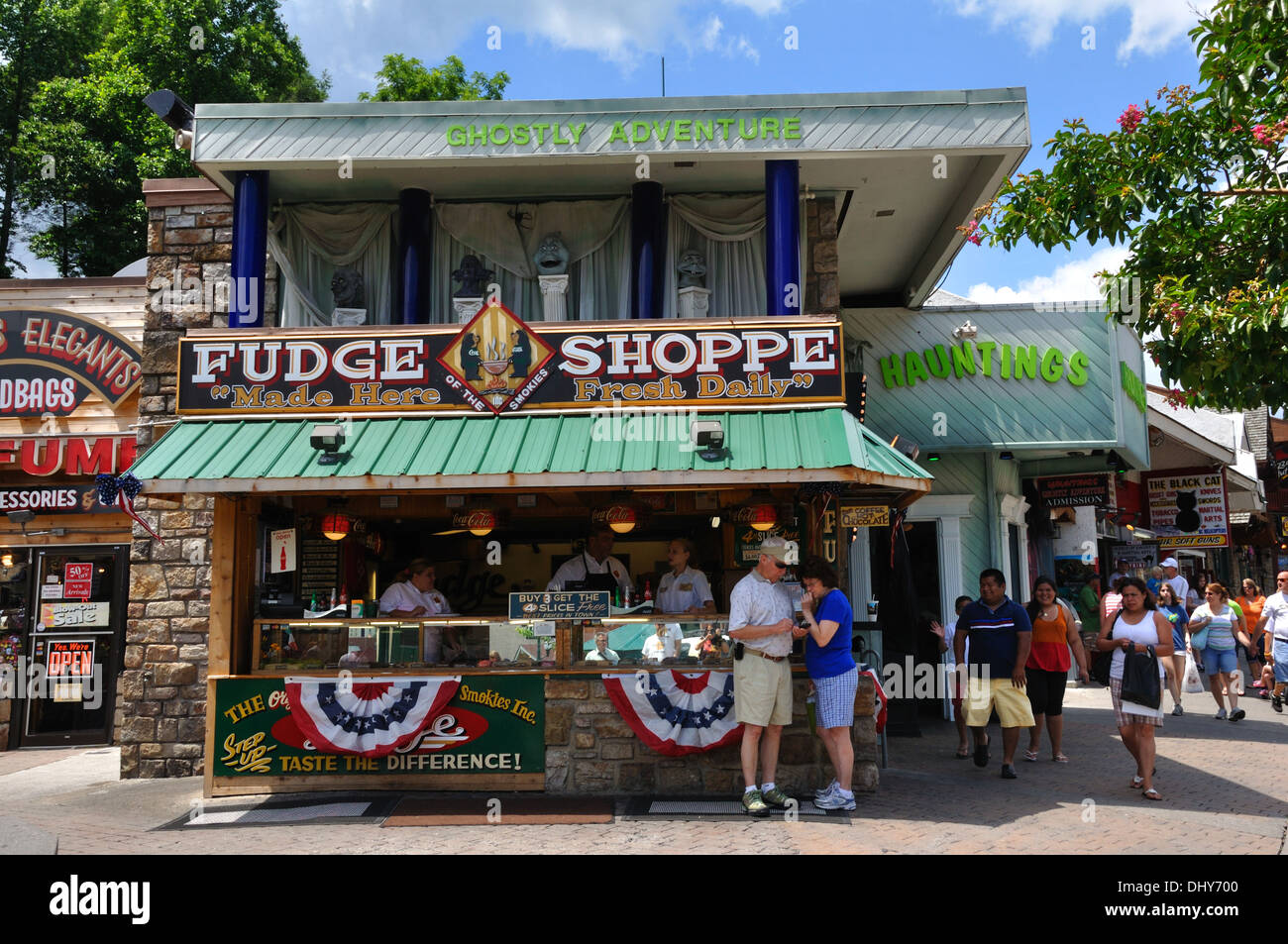 Fudge Shop Town High Resolution Stock Photography and Images Alamy