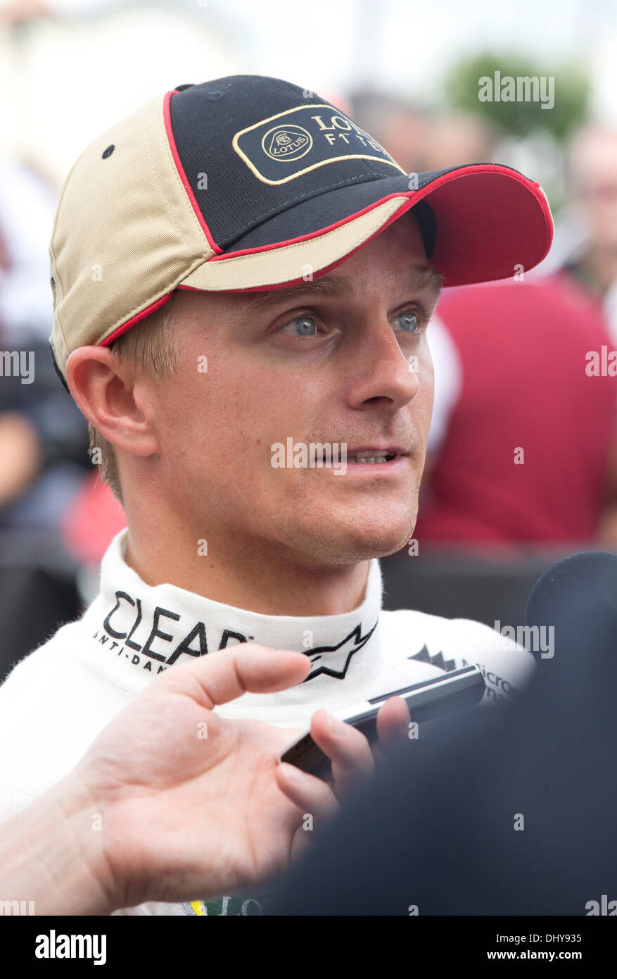 F1 race car driver Heikki Kovalainen talks to the press after qualifying for the Formula One United States Grand Prix at the Circuit of the Americas track outside of Austin Texas. Stock Photo
