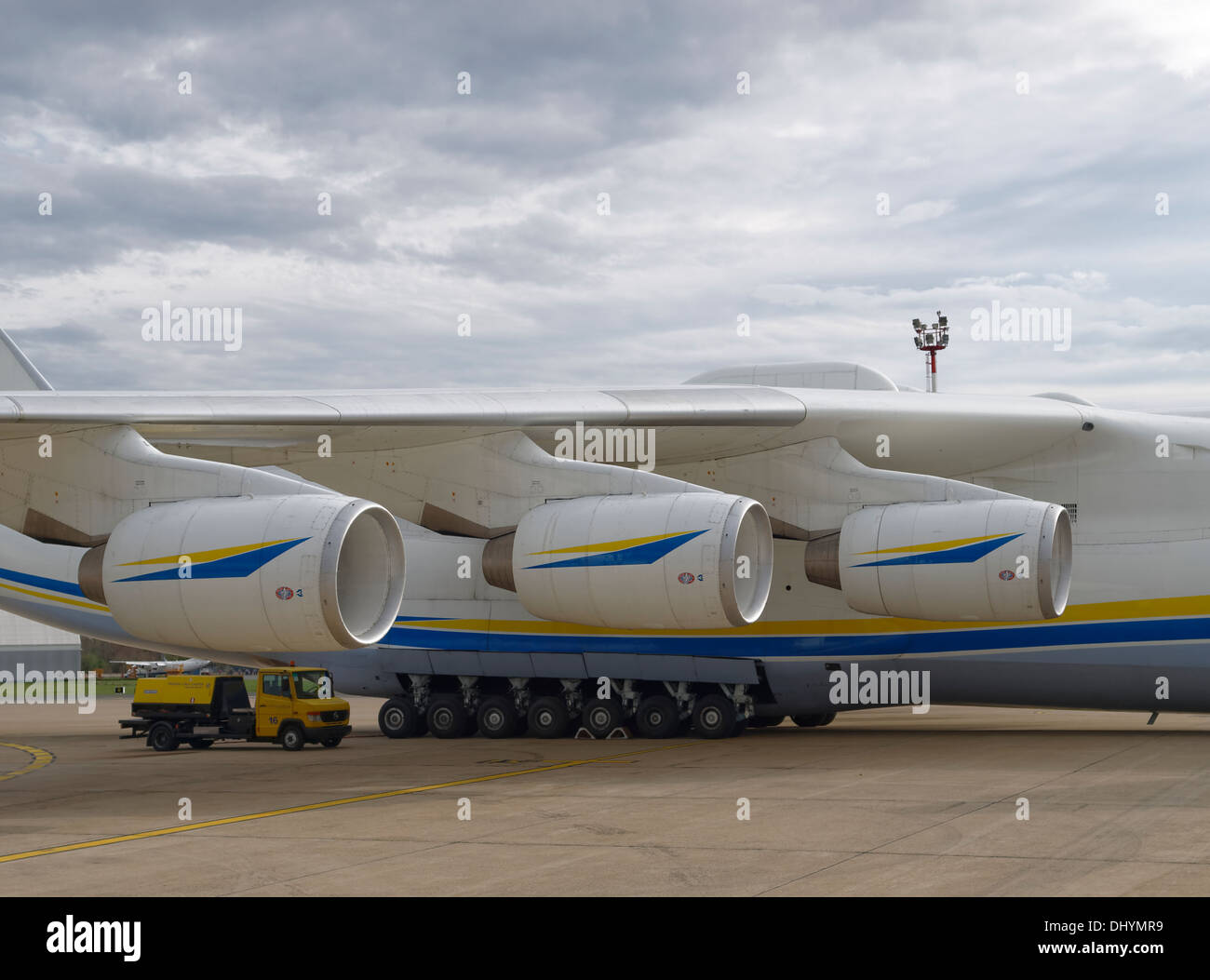 Ivchenko Progress D-18T turbofan engines on Antonov An-225 Mriya ...