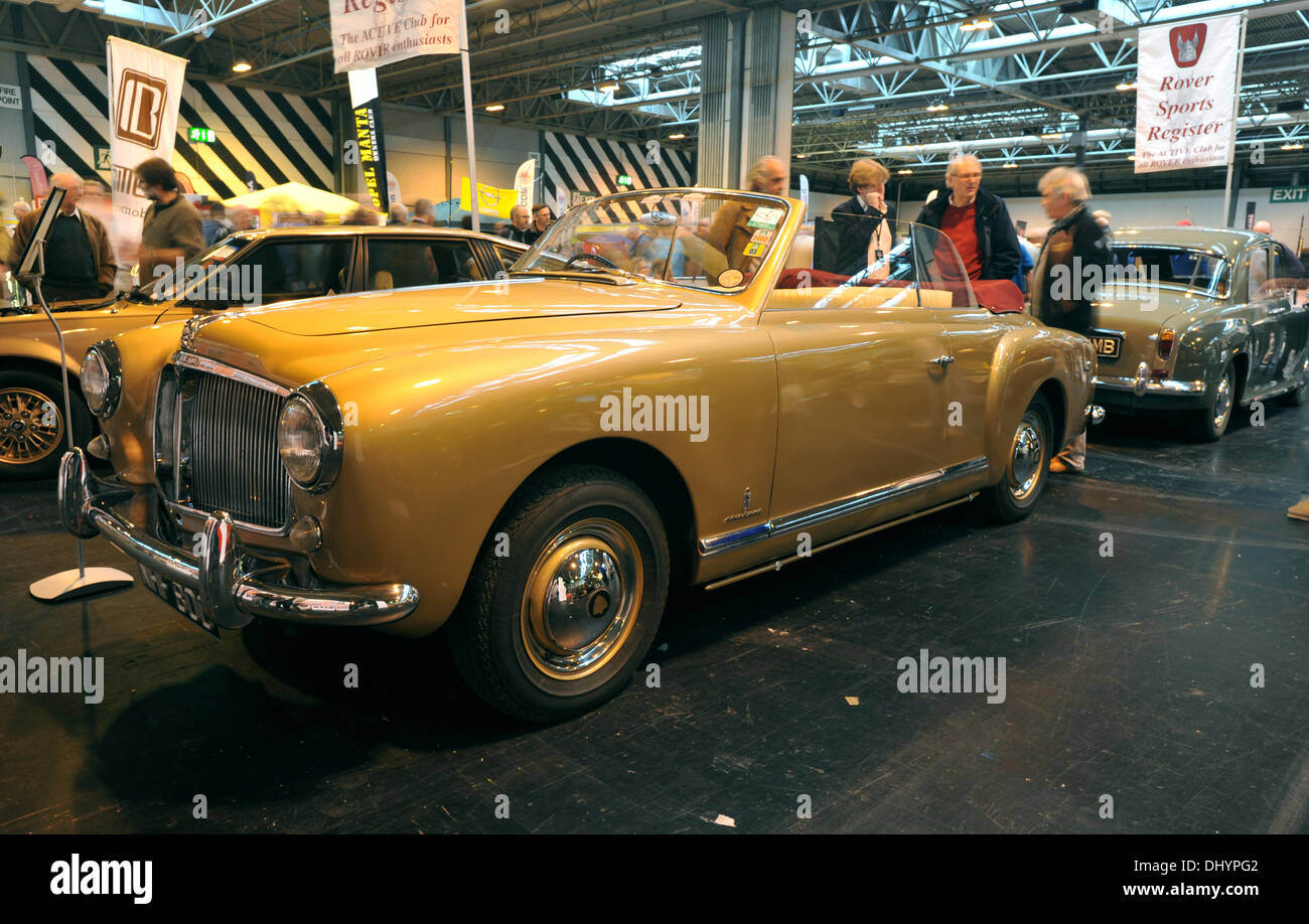 Birmingham, UK. 16th Nov, 2013. Classic and vintage cars on display at