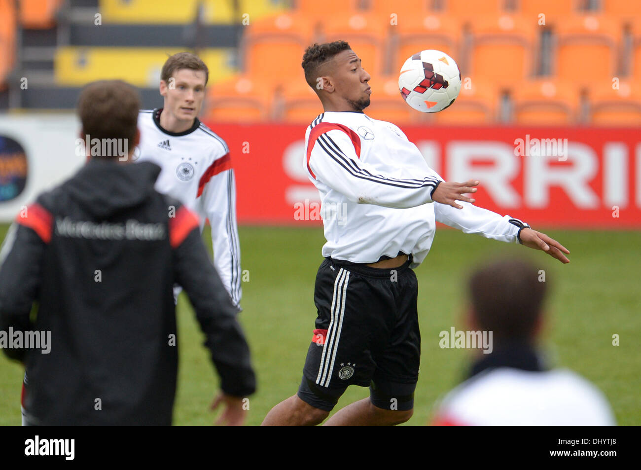 London, UK. 17th Nov, 2013. Germany's Jerome Boateng in action during a training session of the German national soccer team ahead of the friendly match against England, in London, UK, 17 November 2013. Photo: ANDREAS GEBERT/dpa/Alamy Live News Stock Photo