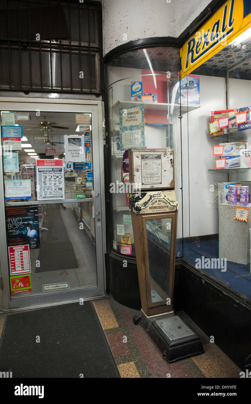 The entrance to a pharmacy in Astoria, Queens Stock Photo Alamy