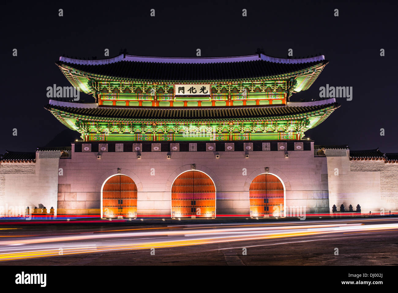 Gwanghwamun Gate is the main gate of Gyeongbokgung Palace in Seoul, South Korea. Stock Photo
