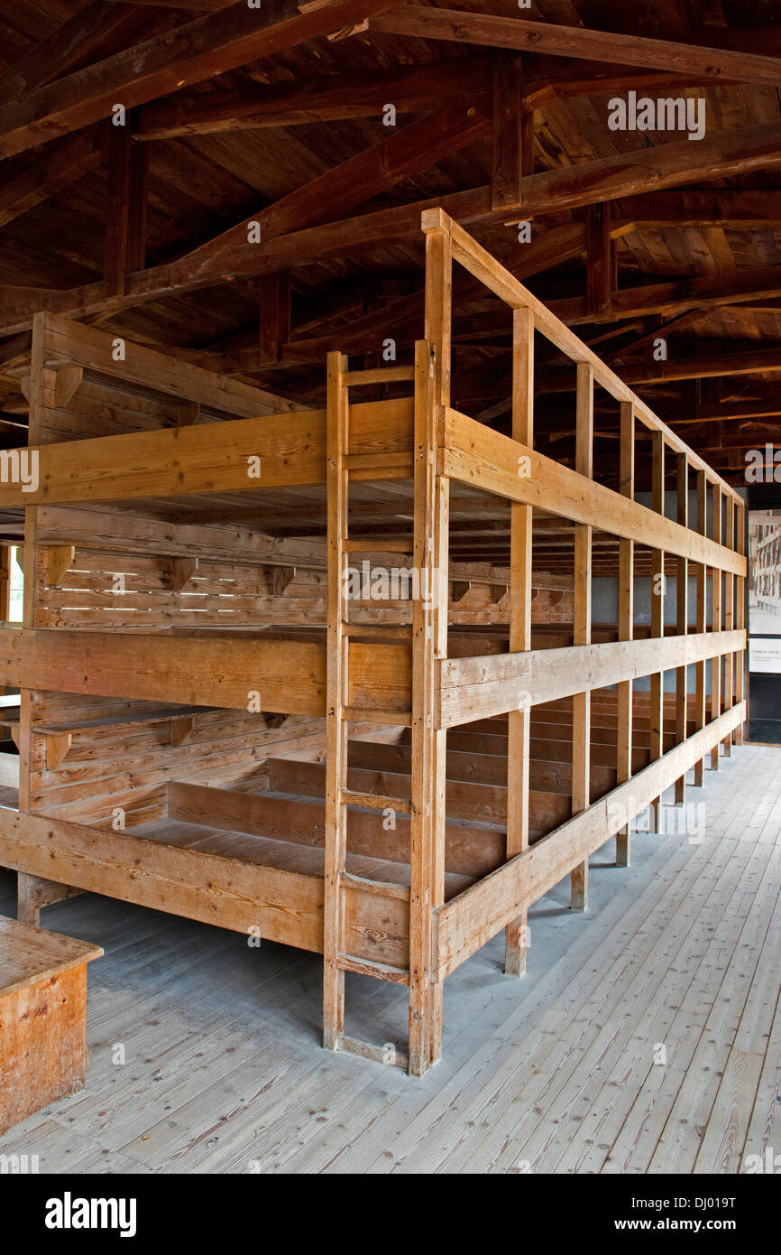 Nazi concentration camp bunks hi-res stock photography and images - Alamy