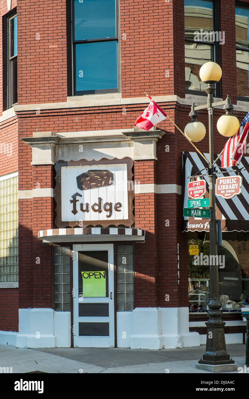 Tourist attraction storefront in downtown Charlevoix, Michigan Stock Photo Alamy